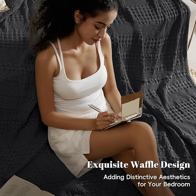 PHF 100% Cotton Waffle Blanket Twin Size for College Dorm, Lightweight Breathable and Soft for Summer, Luxury Aesthetic Waffle Weave Blanket for Bed & Gifts for Women, 66"x90", Black