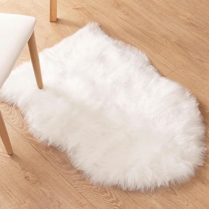 Carvapet Luxury White Faux Sheepskin Chair Cover Seat Cushion - 2x3ft Soft Plush Fur Desk Armchair Pad, Washable Shaggy Bedside Rug for Bedroom