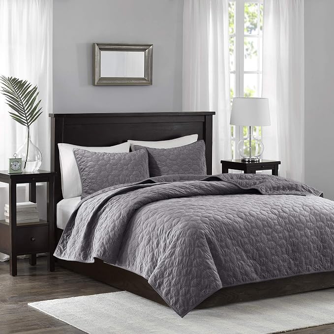 Madison Park Harper Quilt Set Velvet Casual Geometric Stitching Design All Season, Lightweight Coverlet, Cozy Bedding, Matching Shams, King/Cal King(104"x94"), Grey 3 Piece