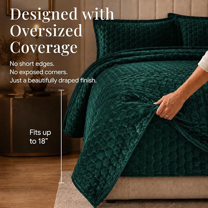 Tribeca Living Lugano Oversized Velvet Quilt Set - All Season, Extra Large, 3 Piece Queen Size Comforter Set with 2 Pillow Shams in Teal Honeycomb Pattern 260GSM