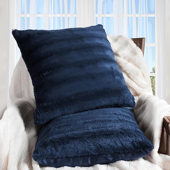 Cheer Collection Faux Fur Throw Pillows - Decorative Pillows for Couch, Bed Throw Pillows, Blue Accent Pillows for Bedroom or Living Room Aesthetic, Set of 2 Furry Throw Pillows, 18”x18”