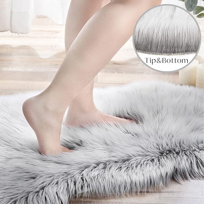 Ashler faux fur rug, Fluffy Shaggy Area Rug Ultra Soft 3 x 3 Feet Round Fur Rug, Frosted Bottom Black Fuzzy Rug Machine Washable Shag Rug, Nursery Decor Throw Rugs for Bedroom, kids room, Living Room