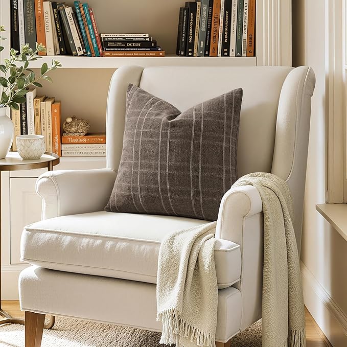 MIULEE Decorative Linen Check Throw Pillow Covers Neutral Farmhouse Vintage Pillow Covers 18x18 Set of 2 Boho Modern Winter Home Decor for Sofa Couch Bedroom Cushion Brown