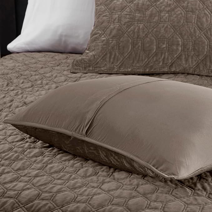 Madison Park Harper Quilt Set Velvet Casual Geometric Stitching Design All Season, Lightweight Coverlet, Cozy Bedding, Matching Shams, Full/Queen(90"x90"), Taupe 3 Piece