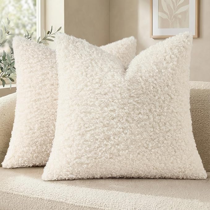 decorUhome Pack of 2 Throw Pillow Covers 18x18 Inch, Faux Fur Decorative Sherpa Pillow Covers Fuzzy Accent Soft Sheepskin Fleece Pillow Cases for Couch Living Room Bed, Neutral Cream