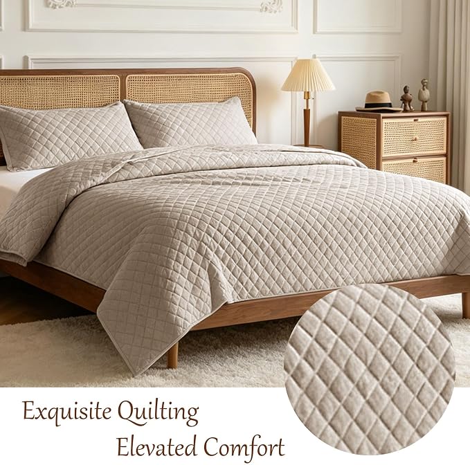 3-Piece Velvet Quilt Set King Size 98"x106" Bed Blanket Quilted Bedspread Soft Luxury Bedding with 2 Pillow Shams 20''x36'' for All-Season,Beige