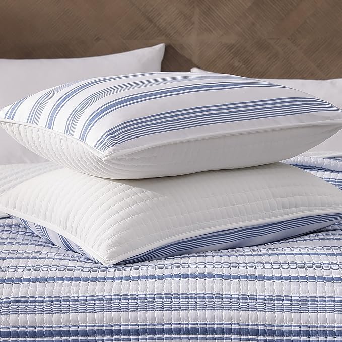 WRENSONGE Striped King Quilt-3 Pieces Lightweight Bedspread Blue White Quilt King Size Quilt Bedding Set for All Seasons, Soft Summer Reversible Nautical Neutral Coverlet with 2 Pillow Shams