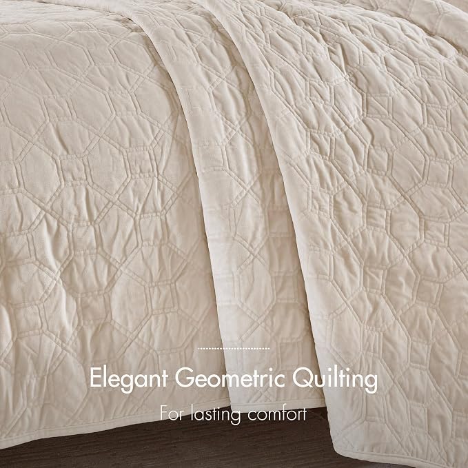 Madison Park Harper Quilt Set Velvet Casual Geometric Stitching Design All Season, Lightweight Coverlet, Cozy Bedding, Matching Shams, King/Cal King(104"x94"), Ivory 3 Piece