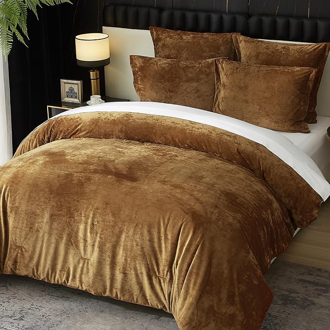 Ivellow Crushed Velvet Comforter Set Queen Lightweight Comforter 5pcs Ultra Soft Breathable Bedding Set Luxury Cozy Flannel Comforter Queen Size (1 Comforter,2 Pillow Shams, 2 Euro Shams)