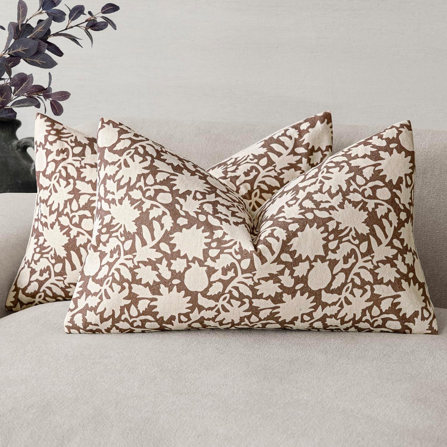 Foindtower Set of 2 Decorative Neutral Floral Lumbar Throw Pillow Covers Accent Farmhouse Cushion Covers Boho Vintage Pillowcase for Couch Sofa Bedroom Living Room Home Decor Outdoor,12×20 Inch,Brown