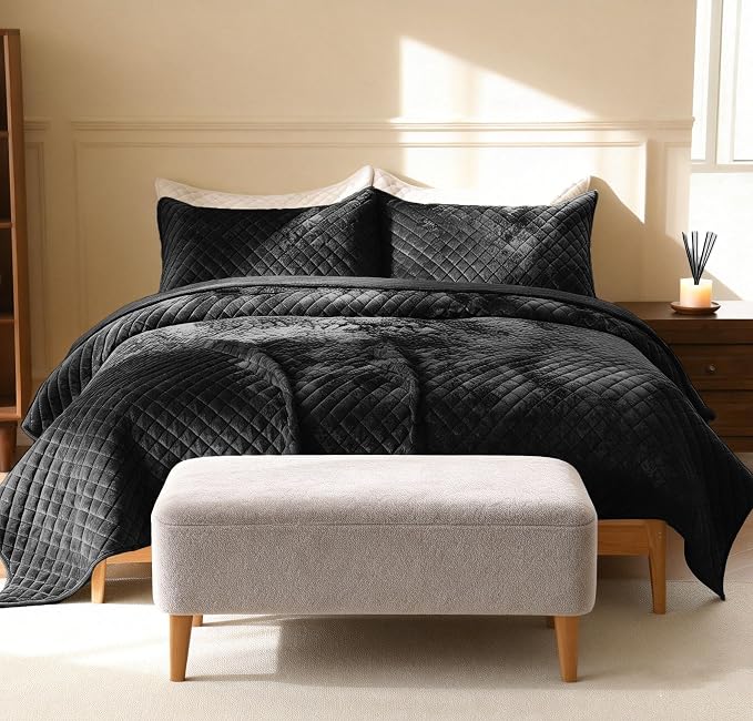 3-Piece Velvet Quilt Set California King Size 106"x118" Bed Blanket Quilted Bedspread Soft Luxury Bedding with 2 Pillow Shams 20''x36'' for All-Season,Black