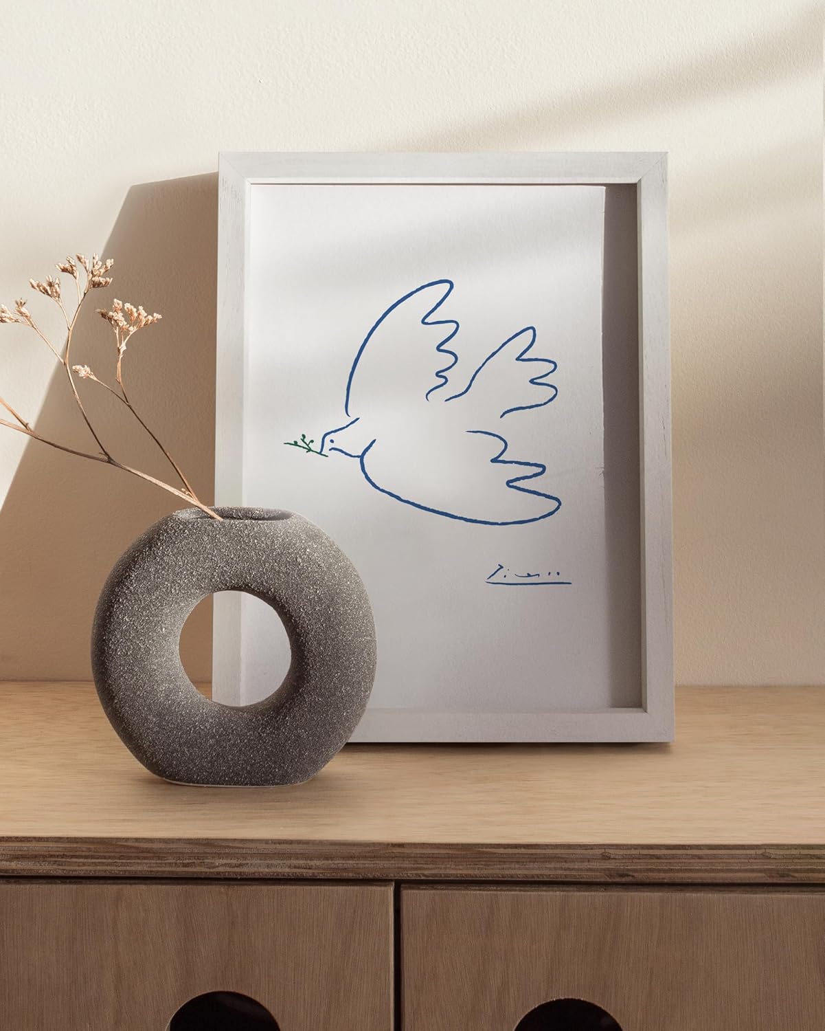 HAUS AND HUES 6x8 White Oak Wooden Picture Frame - 6x8 Poster Frame - Premium Oak, Vertical Hang, Shatterproof Plexiglass - Ideal for Home, Room, Office (6x8 in, White)