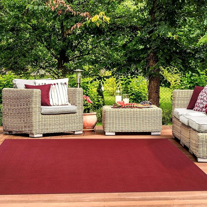 Superior Indoor/ Outdoor Large Area Rug, Reversible Braided Home Floor Decor for Living Room, Kitchen, Entryway, Patio, Front Porch, Deck, Modern, Boho, Farmhouse Style, 6' x 9', Burgundy