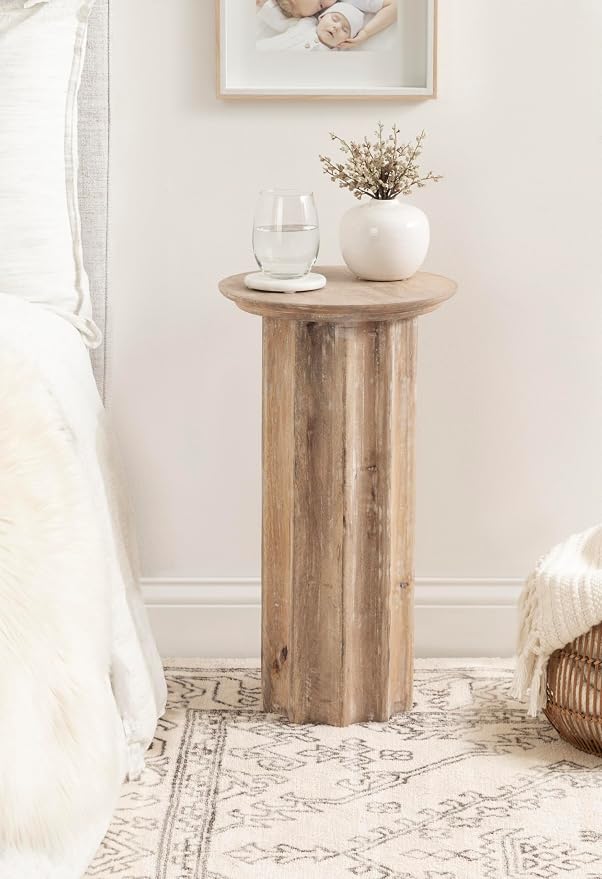 Kate and Laurel Gierson Modern Wooden Round Side Table; 12 x 12 x 22; Light Natural; Transitional Scalloped Wood End Table for Use as Bedroom Nightstand or Living Room Accent Table