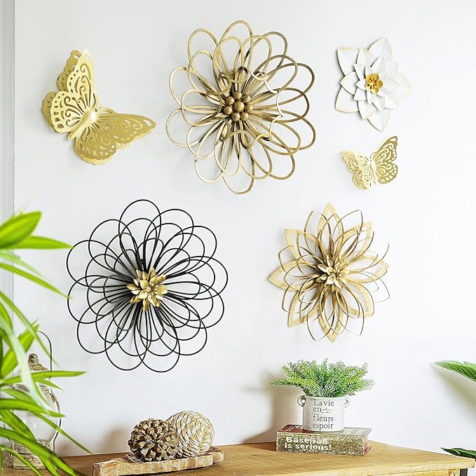 Remenna Metal Flowers Wall Decor, Metal Rustic Wall Art Decoration Farmhouse Wall Decorations Multiple Floral Hanging Decor for Bathroom Living Room Home Office Garden Kitchen 13inch (Rustic Gold)