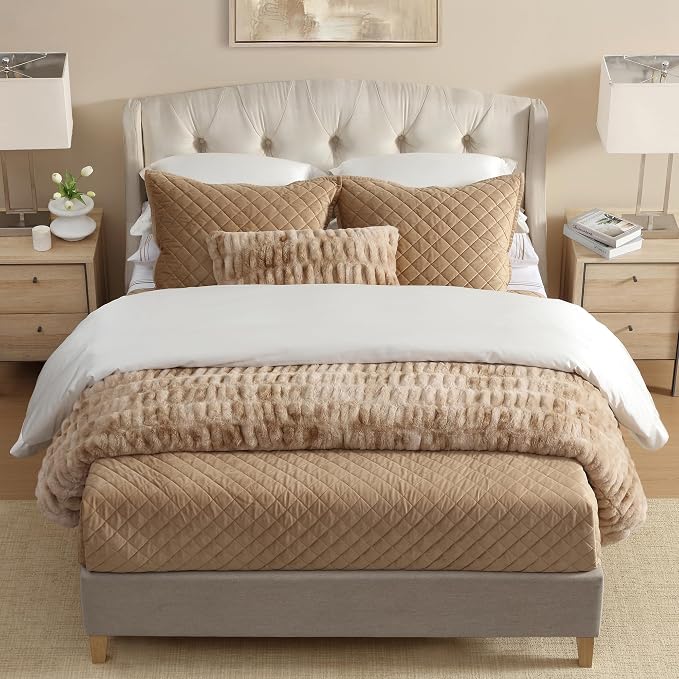 HiEnd Accents Velvet Diamond 3 Piece Quilt Set with Pillow Shams, Queen Size, Oatmeal Solid Color, Classic Traditional Luxury Bedding Set, Soft Lightweight Bed Cover, 1 Quilt and 2 Pillowcases