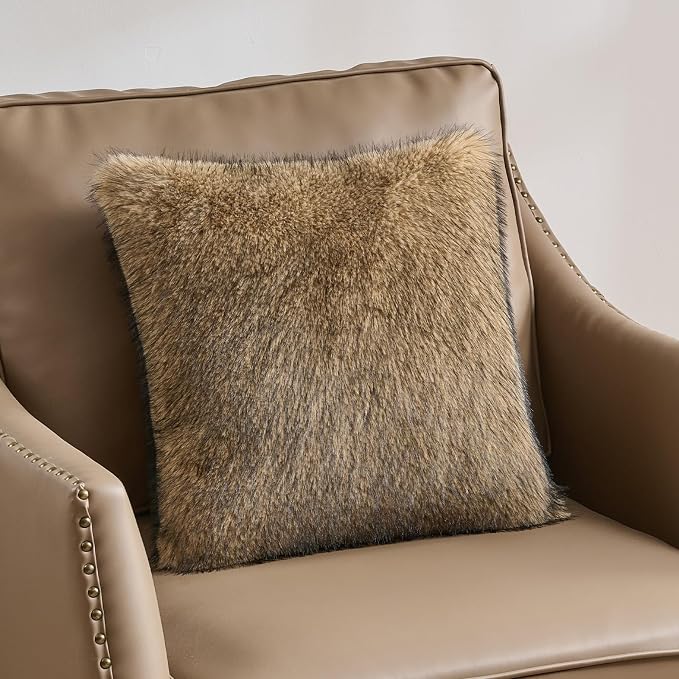 FUTEI Pack of 2 Faux Raccoon Fur Plush Throw Pillow Covers 18x18 Inch Soft Fluffy Farmhouse Decorative Cushion Case Modern Luxury Accent for Couch Bed Living Room, Tawny