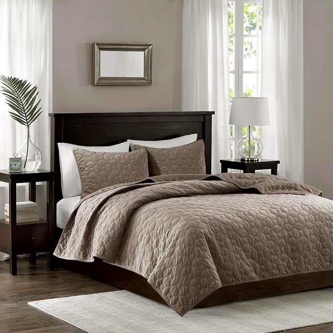 Madison Park Harper Quilt Set Velvet Casual Geometric Stitching Design All Season, Lightweight Coverlet, Cozy Bedding, Matching Shams, Full/Queen(90"x90"), Taupe 3 Piece
