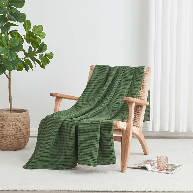 100% Cotton Green Blanket King Size for Bed - Breathable and Soft, Waffle Weave for Summer Spring, 102x90 Inches (Forest Green).