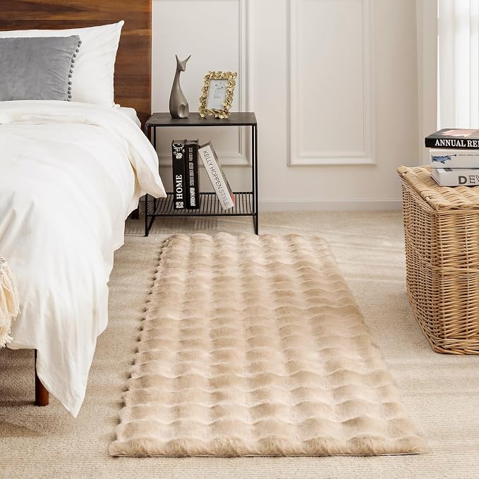 Ashler Faux Rabbit Fur Rug, Beige 3x5 FT Fluffy Soft Area Rugs, Rectangle Fuzzy Carpet for Living Room, Bedroom, Machine Washable - 3D Bubble Mat