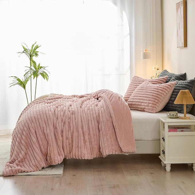 Simple&Opulence Fluffy Faux Fur Comforter Set, Plush Fuzzy Minky Bedding Set, 3 Pieces Warm Soft Comforter Bedding Set for Winter - 1 Shaggy Comforter with 2 Pillow Shams(King, Striped - Pink)
