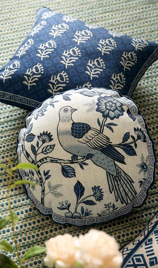 bilin gaier Vintage Round Linen Throw Pillow Cover,Diameter 16"-Suqing A | Designer Elegant Pillow Cover,Concealed Zipper Design,Blue Floral and Bird Pattern,Sofa,Bedroom,Living Room,Chairs