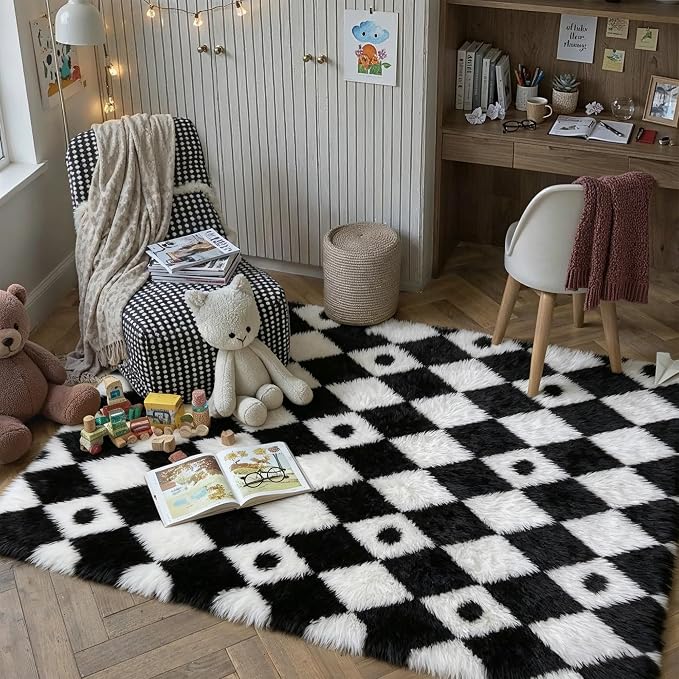 PureCozy Checkered Rug 5x7 Fluffy Shag Living Room Black and White Area Rug Modern Washable Carpet Soft Shaggy Non Slip Indoor Plush Fuzzy Rugs for Bedroom Dorm Office Home Aesthetic Decor