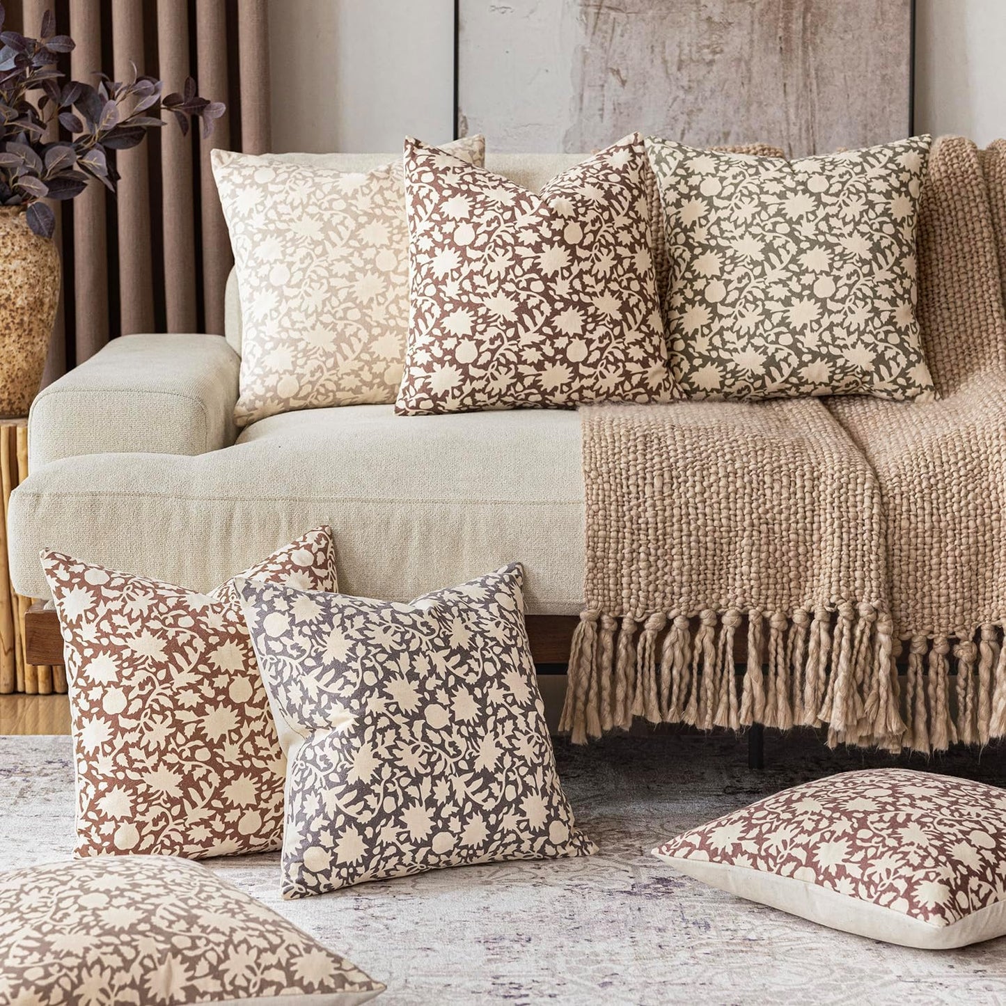 Foindtower Set of 2 Decorative Neutral Floral Throw Pillow Covers Accent Farmhouse Cushion Covers Boho Vintage Pillowcase for Couch Sofa Bedroom Living Room Home Decor Outdoor,20×20 Inch,Tan