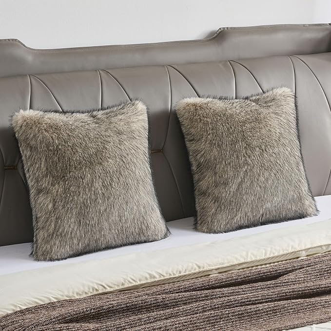 FUTEI Pack of 2 Faux Raccoon Fur Plush Throw Pillow Covers 18x18 Inch Soft Fluffy Farmhouse Decorative Cushion Case Modern Luxury Accent for Couch Bed Living Room, Apricot