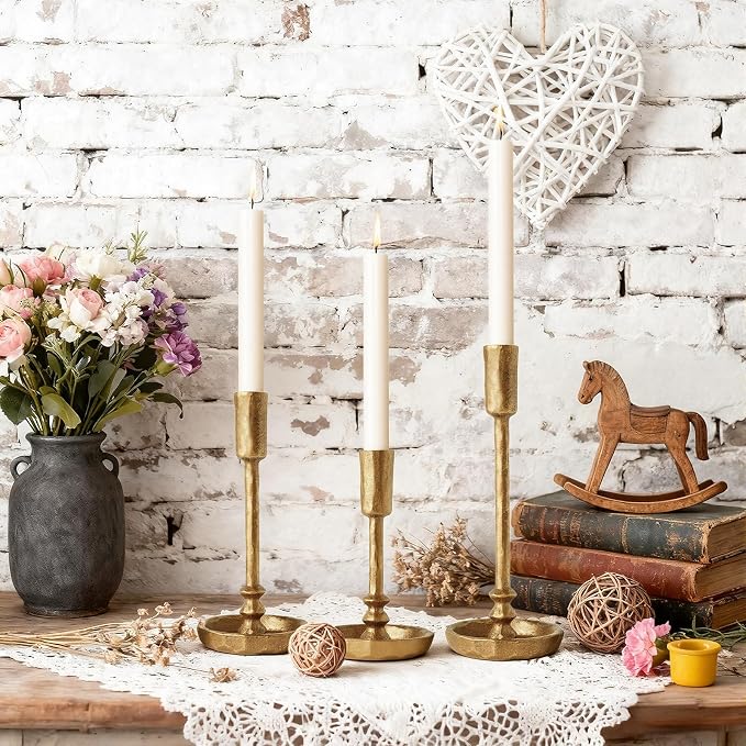 Vintage Cast Iron Taper Candle Holders Set of 3 Antique Brass Candlestick Stands Rustic Wedding Dining Table Centerpieces Elegant Party Decor Housewarming Gift