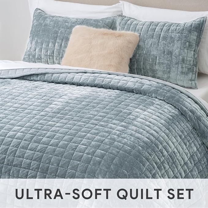 RECYCO Luxury Velvet Quilt Set, California King 118'' x 106'' Oversized Bedspread, Ultra Soft Velvet Comforter, Lightweight Box Stitch Bedding Sets for All Season, with 2 Shams, Blue Linen
