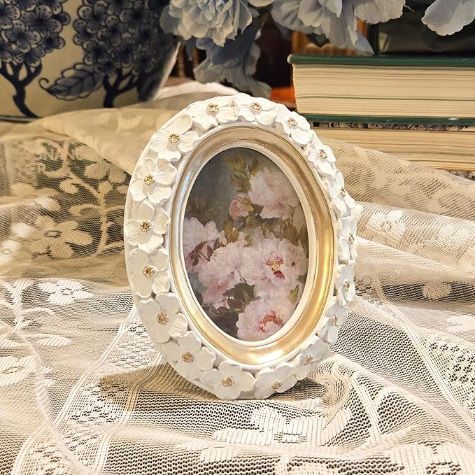 SYLVIA'S SHOP 2.5x3.5 Small Vintage Oval Picture Frame, Mini Antique White Ornate Photo Frame, for Tabletop and Wall Display, Decorative Floral Design Retro Home Decor, Photo Gallery Art