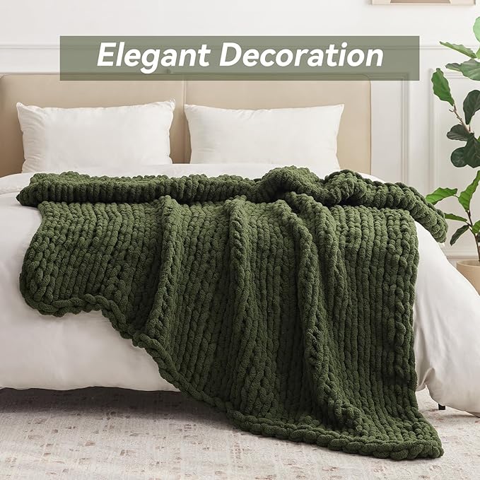 Negwoo Chunky Knit Throw Blanket, 60''*80'' Knitted Throw Chenille Yarn for Bed Couch, Handmade Green Crochet Big Thick Blanket, Machine Washable Cute Comfy Blanket for Home Decor