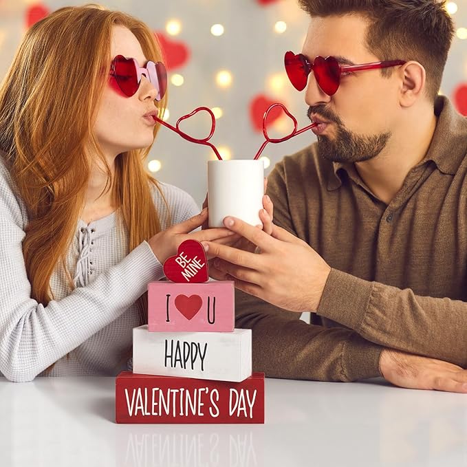 Smile Valentines Day Wooden Decoration, I Love U Happy Valentine's Day, Gift Box for Girlfriend Boyfriend Husband Wife Desk Sign Decor Home Office