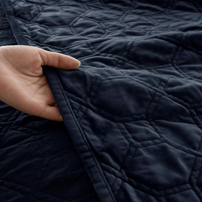 Madison Park Harper Quilt Set Velvet Casual Geometric Stitching Design All Season, Lightweight Coverlet, Cozy Bedding, Matching Shams, Full/Queen(90"x90"), Navy 3 Piece