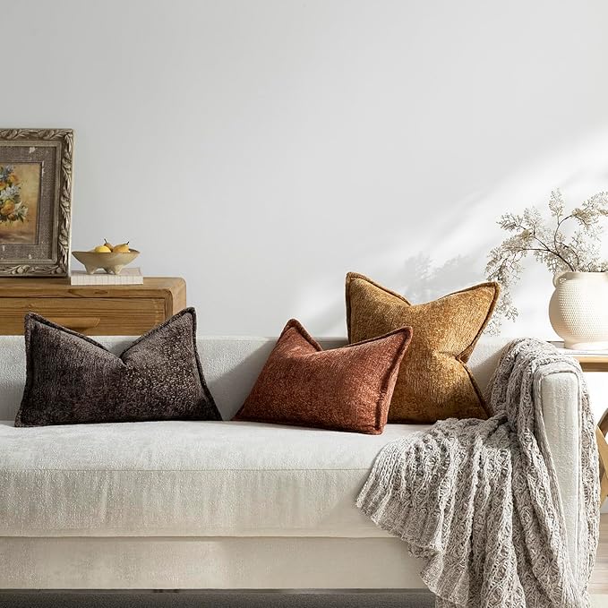 DEZENE Pack of 2 Golden Brown Decorative Throw Pillow Covers 24x24 Cozy Soft Chenille Accent Vintage Square Couch Pillow Covers for Home Decor Bed Sofa Living Room