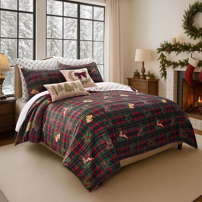 Levtex Home - Merry Tartan Quilt - King Quilt (106x92in.) - Red and Green Velvet Tartan Plaid - Reversible - Polyester
