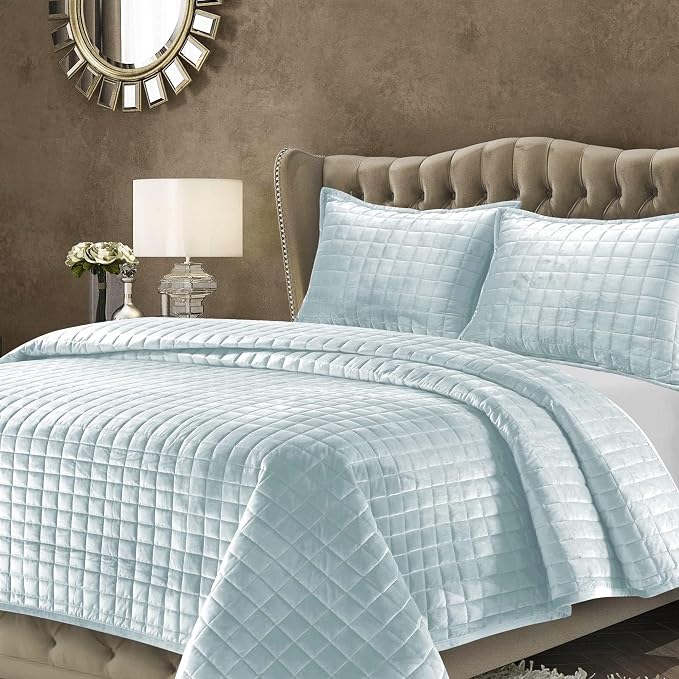 Tribeca Living Luxury Velvet Quilt King Size Set - 260GSM Ultra-Soft Oversized Velvet Bedspread Comforter Set with 2 Shams, in Florence Haze Blue