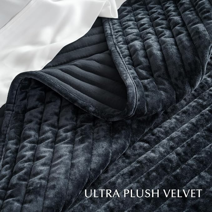EverGrace Velvet Quilt Set King Size, Luxurious Soft Striped Channel Bedding Set, Lightweight Velvet Comforter for All Season, Oversized Bedspread Coverlet with 2 Matching Shams, Black