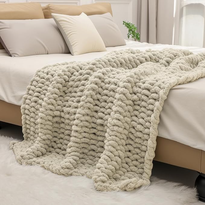 bearberry Chunky Knit Throw Blanket 60x80 Inches Handmade, Soft Jumbo Chenille Yarn with Cable Rope Knot Design, Thick Cozy Large Blanket for Couch, Sofa, Bed & Living Room Home Decor, Green