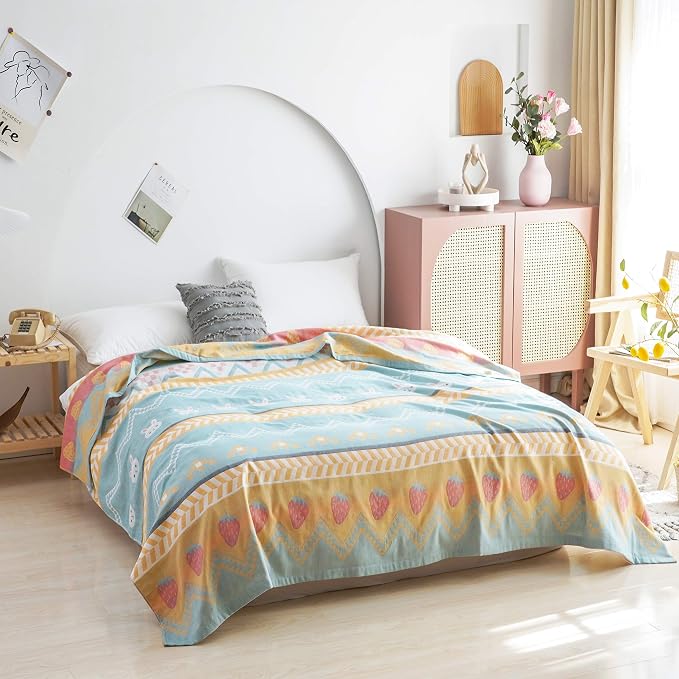 MEJU Boho Bunny Rabbit Green Muslin Lightweight Summer Strawberry Blanket Throw for Bed Sofa Couch, 100% Cotton 2 Layer Soft Warm Quick Dry Throw Blanket Bed Coverlet Sheet Full Queen 80 in X 90 in