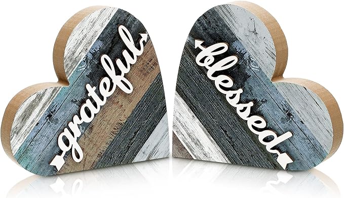 Jetec 2 Pcs Rustic Wooden Heart Table Decor, Daisy Farmhouse Home Decor, Bless This Home & Be Kind Sign for Living Room, Dining Room, Shelf & Mantel, Ideal Housewarming & Birthday Gift(Grateful Style)