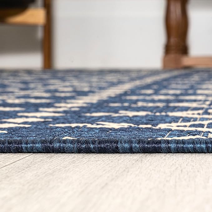 JONATHAN Y Moroccan Geometric Indoor Outdoor Round Area Rug 8 Ft Navy/Beige, Ourika Textured Weave for Backyard, Patio, Porch, Easy-Cleaning, High Traffic, Pet-Friendly, Non-Shedding (SMB108K-8R)