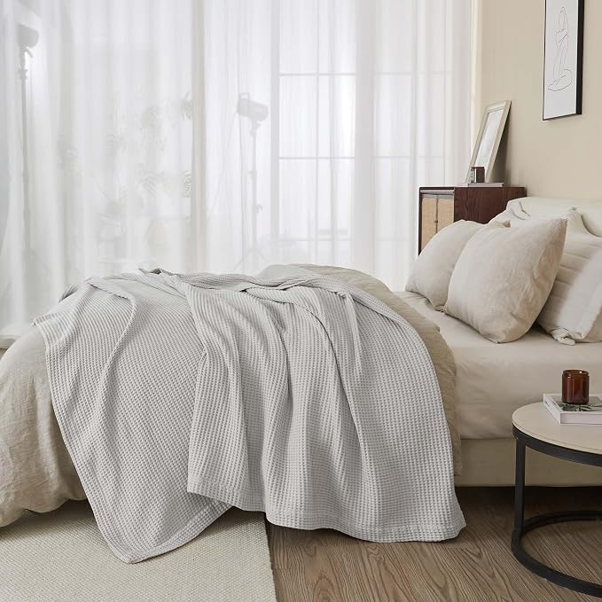 100% Cotton Light Grey Blanket Full/Queen Size for Bed - Breathable and Soft, Waffle Weave for Summer Spring, 90x90 Inches.