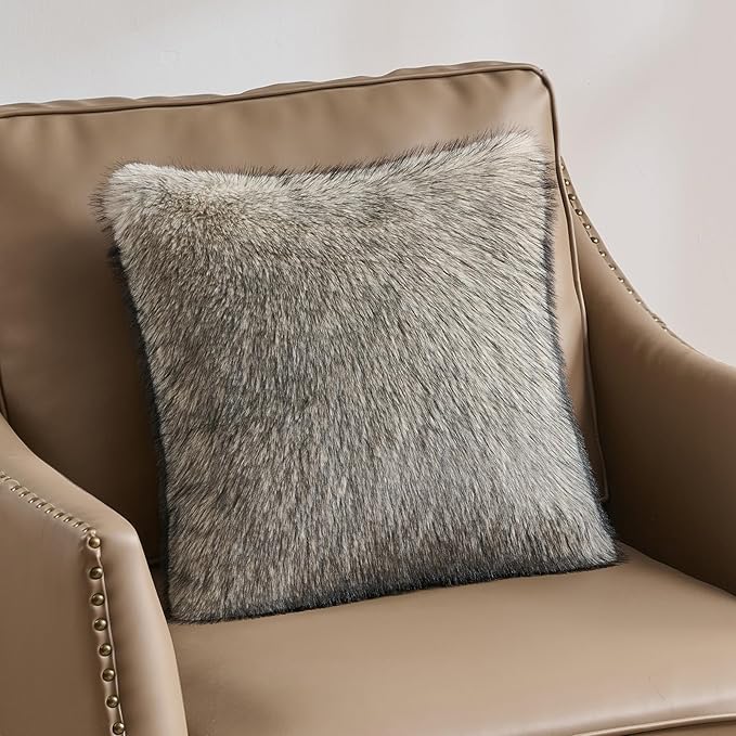 FUTEI Pack of 2 Faux Raccoon Fur Plush Throw Pillow Covers 18x18 Inch Soft Fluffy Farmhouse Decorative Cushion Case Modern Luxury Accent for Couch Bed Living Room, Apricot