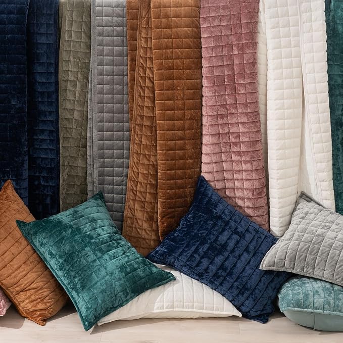 RECYCO Luxury Velvet Quilt Set King Size Bedding Sets, Ultra Soft Velvet Comforter Set, Lightweight Channel Box Stitch Oversized Bedspread Coverlet for All Season, with 2 Shams, Terracotta