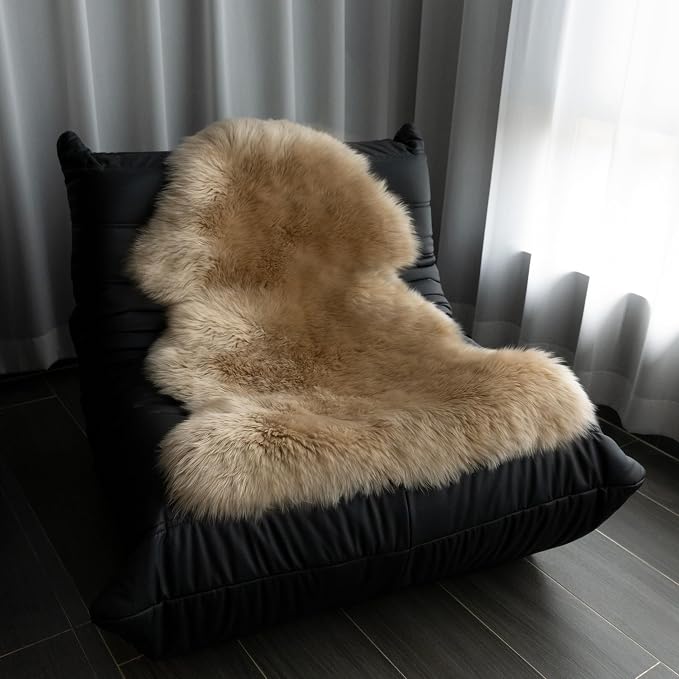 Sheepskin Rug, Fluffy Shaggy Area Rug, Super Soft 24‘’ x 36‘’ Sheepskin Hair Rug, Plush Rug, Decorative Rugs for Bedroom, Children's Room, Living Room (Khaki Camel, 24" x 36")