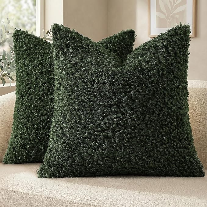 decorUhome Pack of 2 Throw Pillow Covers 22x22 Inch, Faux Fur Decorative Sherpa Pillow Covers Fuzzy Accent Soft Sheepskin Fleece Pillow Cases for Couch Living Room Bed, Olive Green