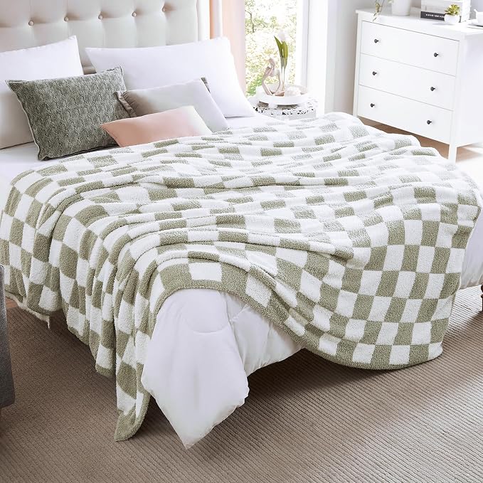 WRENSONGE Soft King Size Checkered Blanket for Bed-Cozy Knitted Blankets | Lightweight Fluffy Warm Decor for Women, Mom, Her & Girls, Sofa, Chair, Couch, 90x108in, Sage Green