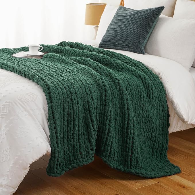 Battilo Dark Green Chunky Knit Throw Blanket, Soft and Thick Chirstmas Green Chenille Throw Blanket, 50"x60" Handmade Cable Knit Crochet Blanket, Knot Knitted Throw Blankets for Couch Home Decor